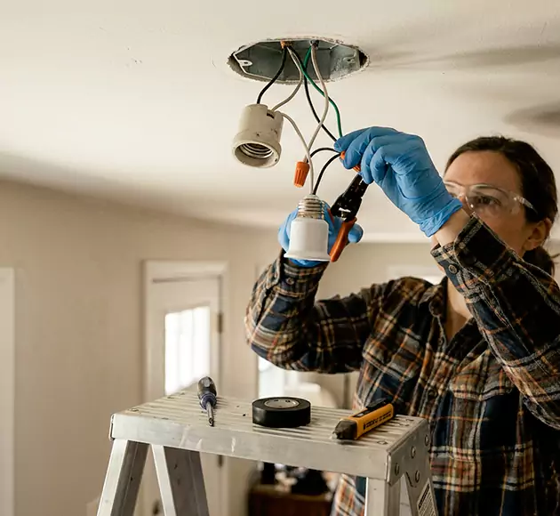Professional Light Socket Replacement: Your Local Fixture Repair Team in Waukee, IA